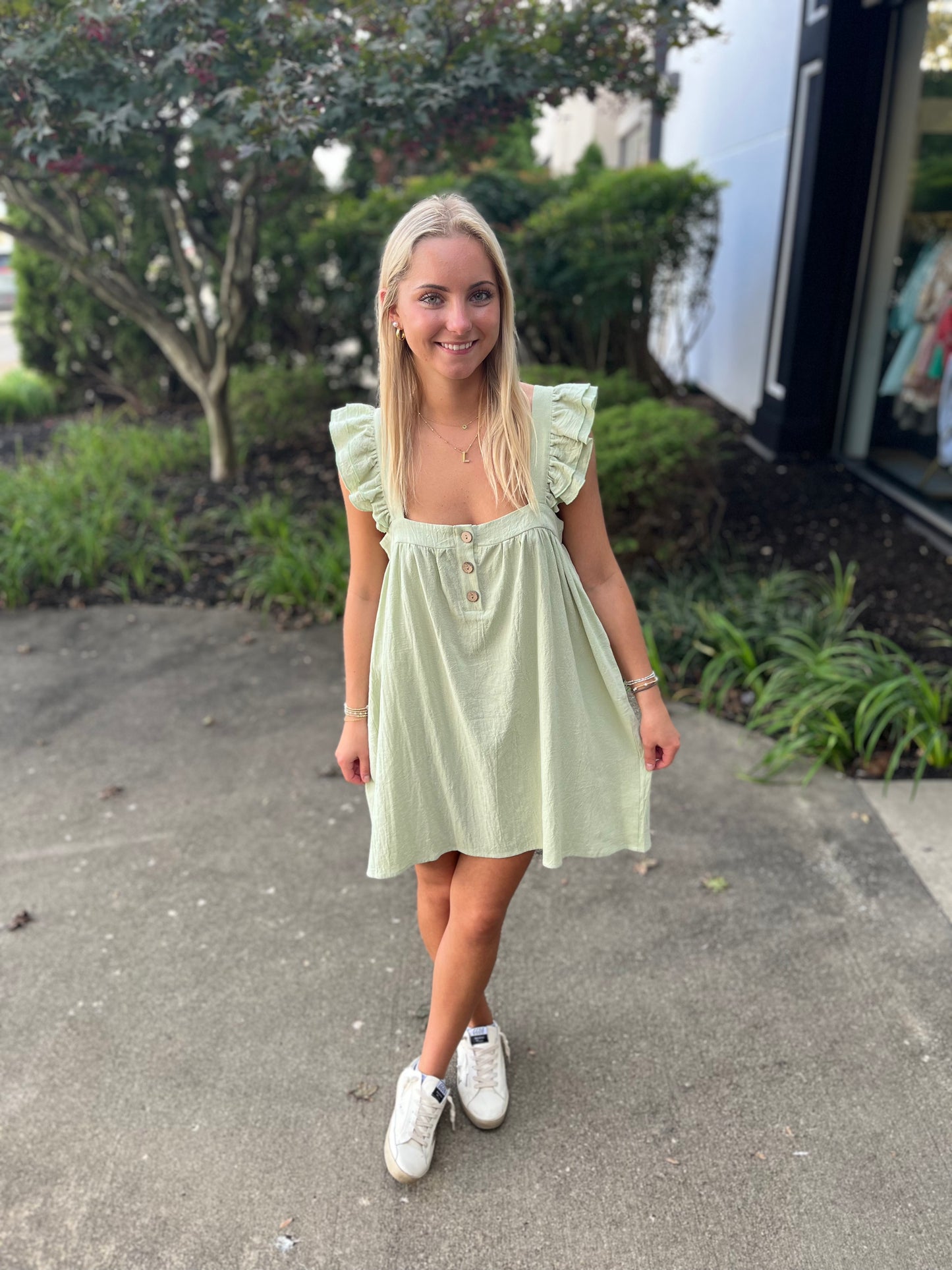 Short Sleeved Laced Light Green Dress