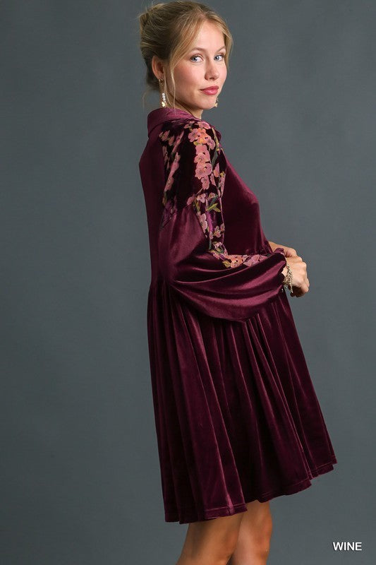 Umgee Floral Sleeve Velvet Dress