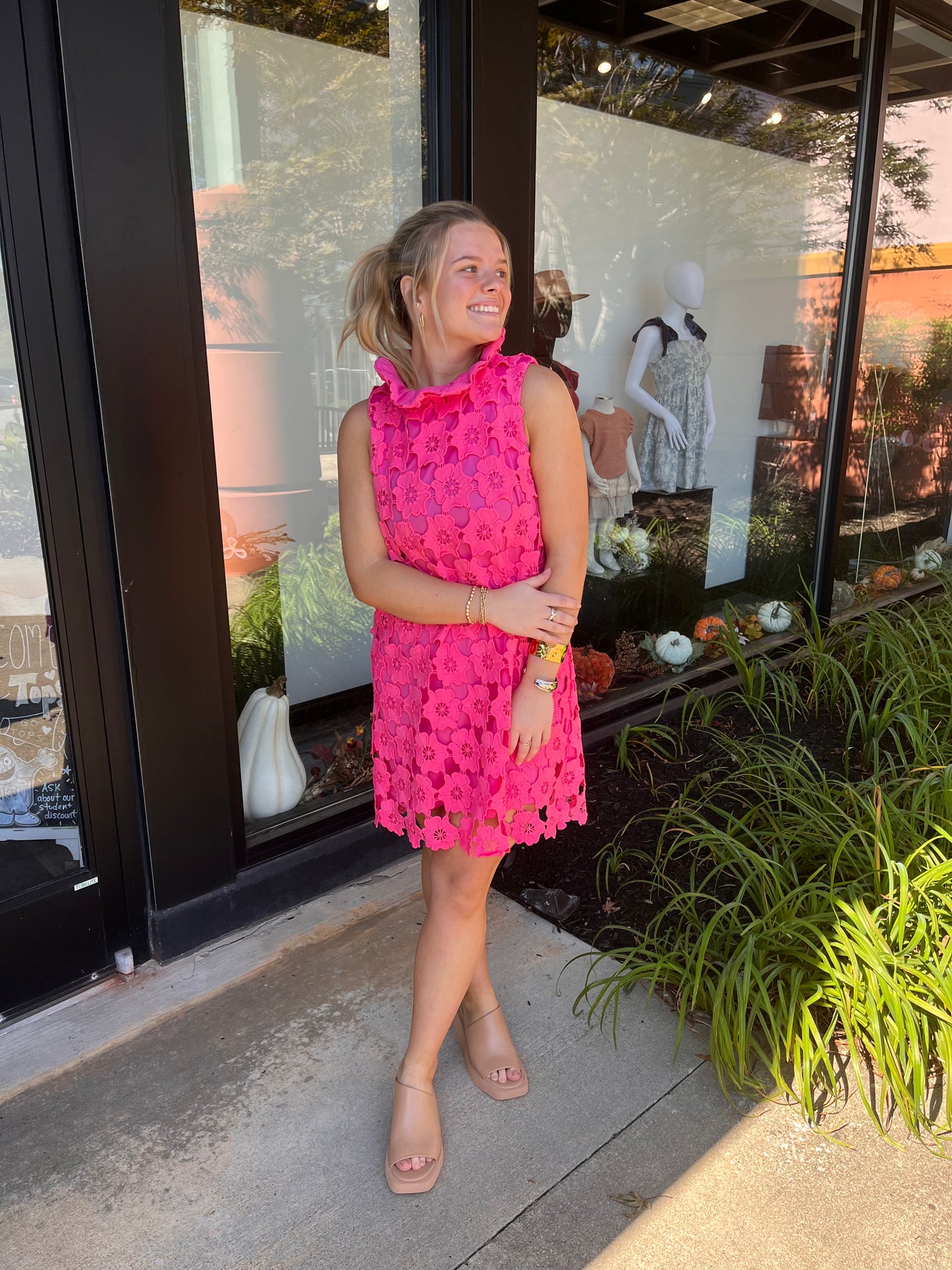 Pink Floral Lace Sleeveless Dress